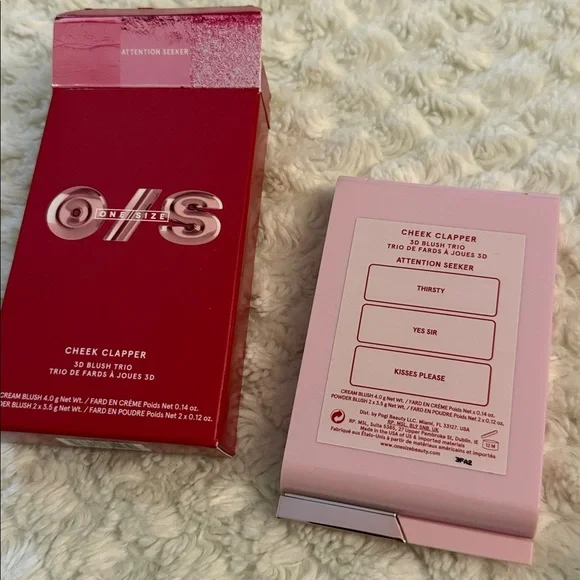 ONE/SIZE Cheek Clapper 3D Blush Trio - Attention Seeker NIB - Picture 3 of 5